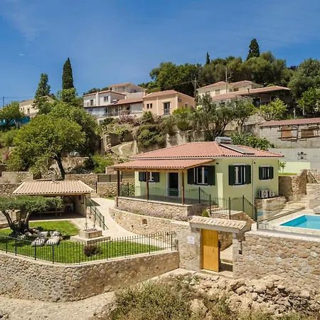 Ipoliti Luxury Living *