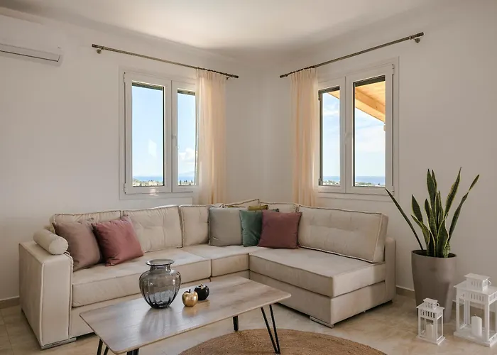 Ipoliti Luxury Living * Свороната